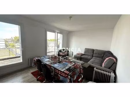 limeil-brévannes – t2 avec balcon  parking – vendu loué