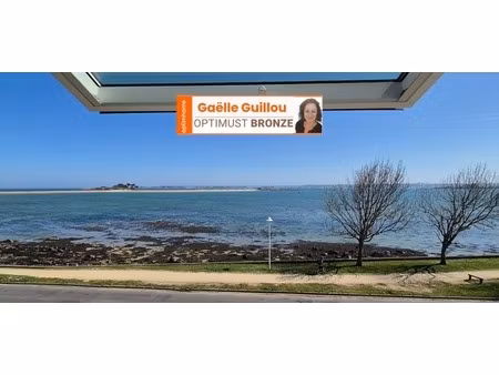 saint pol de léon : appartement les pieds dans l'eau & vue mer