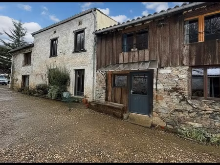 propriété de caractère avec gîte et dépendances – havre de paix au cœur de la nature