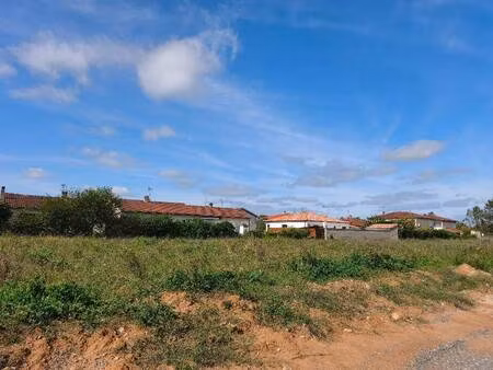 terrain constructible viabilisé à vendre