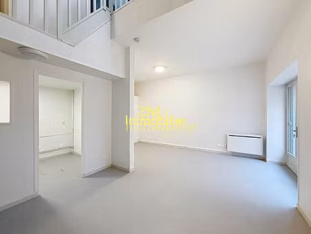 appartement 2 pièces en duplex à louer à vaux-le-pénil en centre-ville au calme