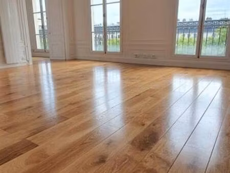 etoile/porte maillot