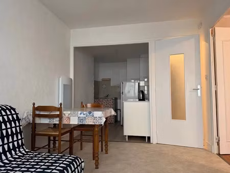 vente propriété 6 pièces 84 m² à lamastre (07270)  68 000 €