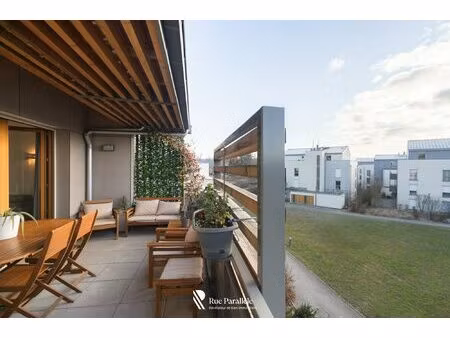 exclusivité - dernier étage - appartement t4 avec terrasse - a