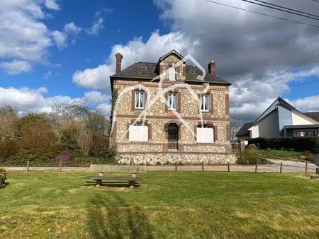 maison de caractère  terrain de 1 300 m² — la campagne normande à portée de terrasse