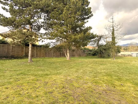 terrain brindas 776 m2