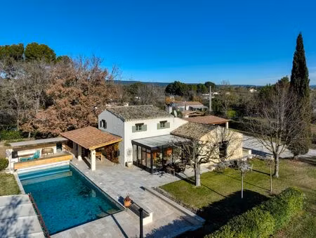 vente maison de luxe aix-en-provence 10 pièces 220 m² <meta name="description" content="ni