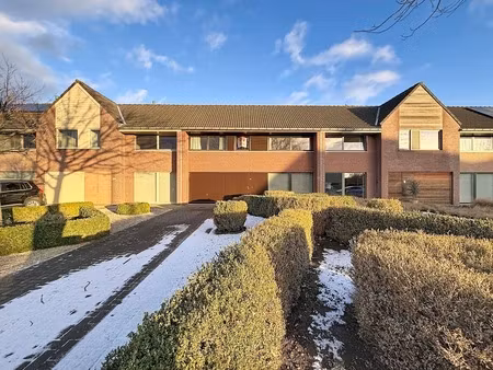 huis te huur in sint-kruis met 3 slaapkamers