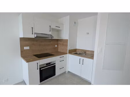 location appartement 2 pièces 43m²