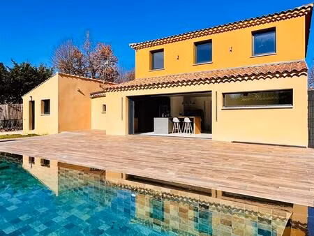 maison contemporaine 2 suites 2 chambres appartement indépendant piscine