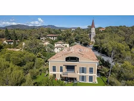 villa sur le toit à valescure