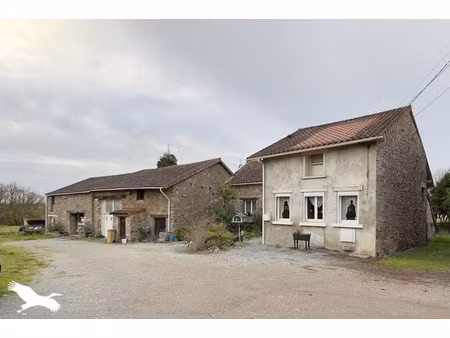 vente maison 9 pièces 256 m² à la bazeuge (87210)  189 792 €