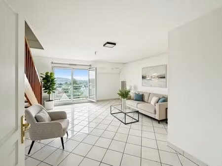 appartement duplex de 4 pièces de 90 m2 en vente à touques