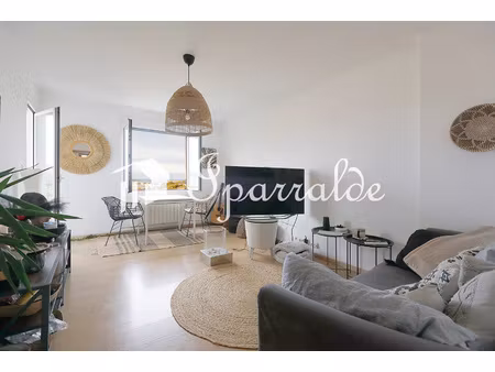 -superbe t4 refait à neuf panorama baie & aperçu mer hen