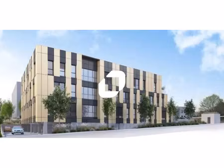 a vendre  plusieurs surfaces de bureaux disponibles en vefa