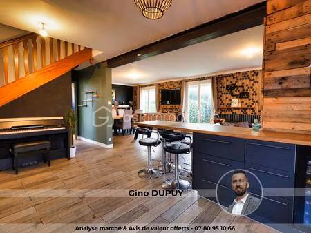 maison de 102 m² à coray