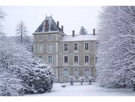 sous offre ! civrieux d'azergues centre . appartement ancien 4 pièces 90.8 m2 avec garage 