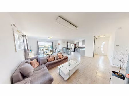 vente maison 4 pièces  114.00m²  saint