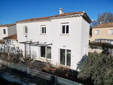 vente maison 4 pièces 110 m² à vedène (84270)  298 000 €