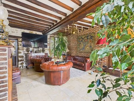 sacha  le moulin de soligny  un joyau historique rénové.