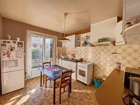 immeuble avec deux loyers