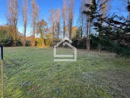 le taillan medoc terrain 1140 m2