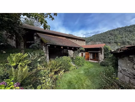 vente propriété 5 pièces 185 m² à désaignes (07570)  350 000 €