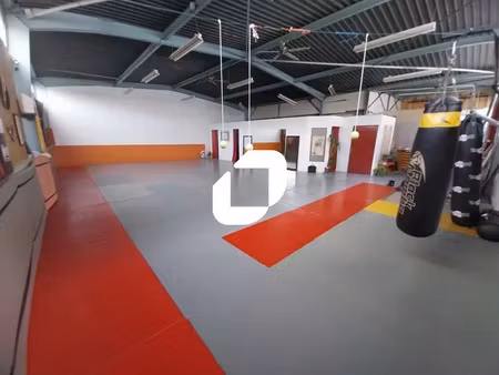 location local d'activités bordeaux 33300