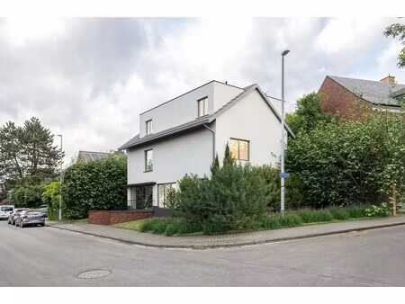 huis te koop in leuven met 10 slaapkamers