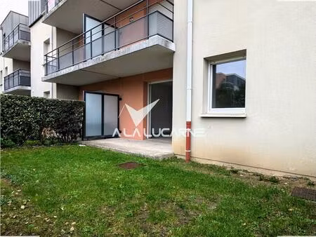 vente appartement 2 pièces 41m2 douai 59500 - 110775 € - surface privée