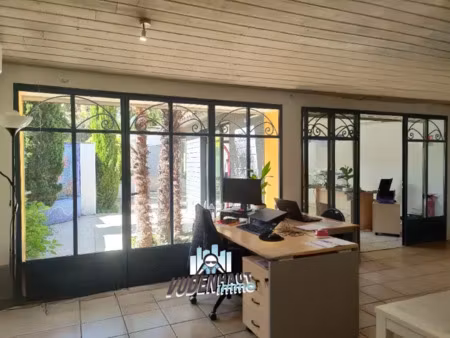 local commercial 83 m²