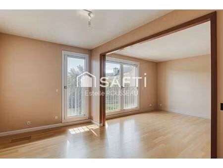 t4 à 2 pas des commerces/écoles/bus/bords de marne