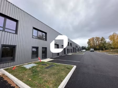 cellule d'activité neuve | bureaux + mezzanine | parking | actipark des marronniers | 234 