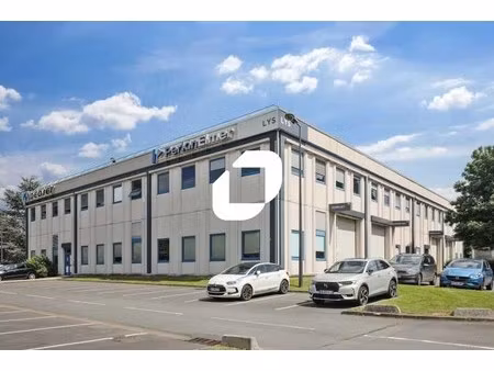 locaux d'activités avec bureaux dans un parc clos et sécurisé