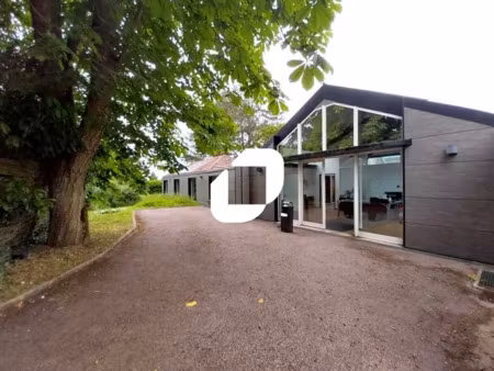 vente bureau tacoignieres 78910