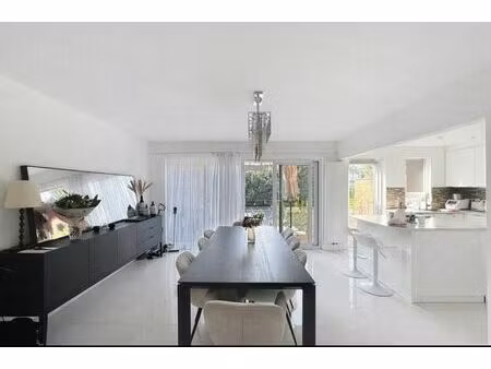 maison à vendre avec garage et terrasse   molenbeek-saint-jean (vbd71230)