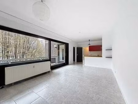 wsl - grand appartement 1ch avec terrasse et parking +/-85m2