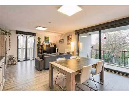 appartement avec terrasse et verger privatif!