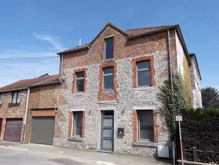 jolie maison tout confort au centre de gerpinnes