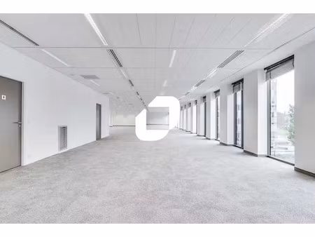 a louer  bureaux de grand standing avec services !