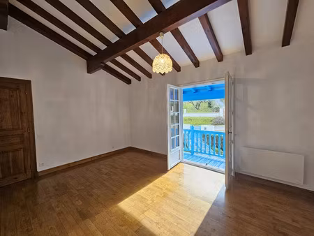location maison 6 pièces 252 m² à mouguerre (64990)  2 136 €