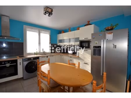 maison 6 pièces - 141 m²