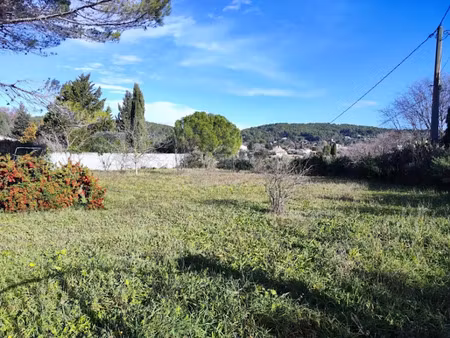 vente terrain 1100 m² à carces (83570)  120 000 €