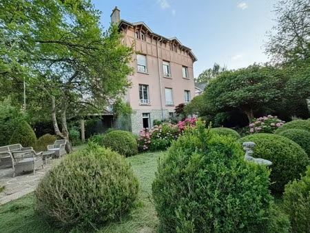 maison de maître à vendre 8 pièces vittel (88) dont 4 appartements sur 1095 m2 de terrain