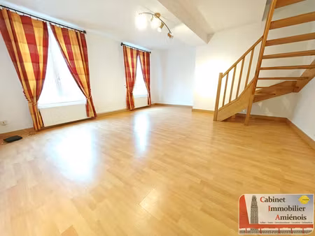location appartement 3 pièces 76 m² à doullens (80600)  690 €