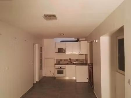location appartement 2 pièces 41 m² à cergy (95000)  919 €