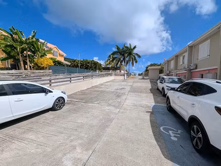 location maison 3 pièces 73.685 m² à le robert (97231)  1 250 €