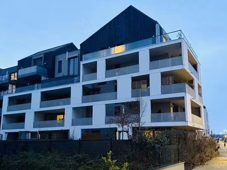 t3 en rez de jardin avec terrasse et jardin