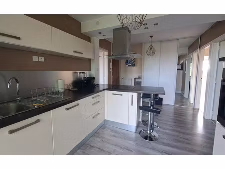 appartement péronnas 71 m² t-3 à vendre  115 000 €