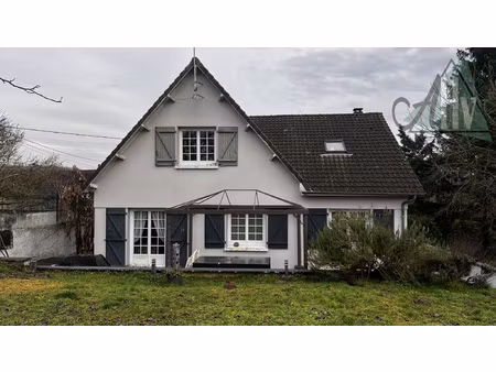 77 - voulx  maison 130 m2 environ sur sous-sol total sur un